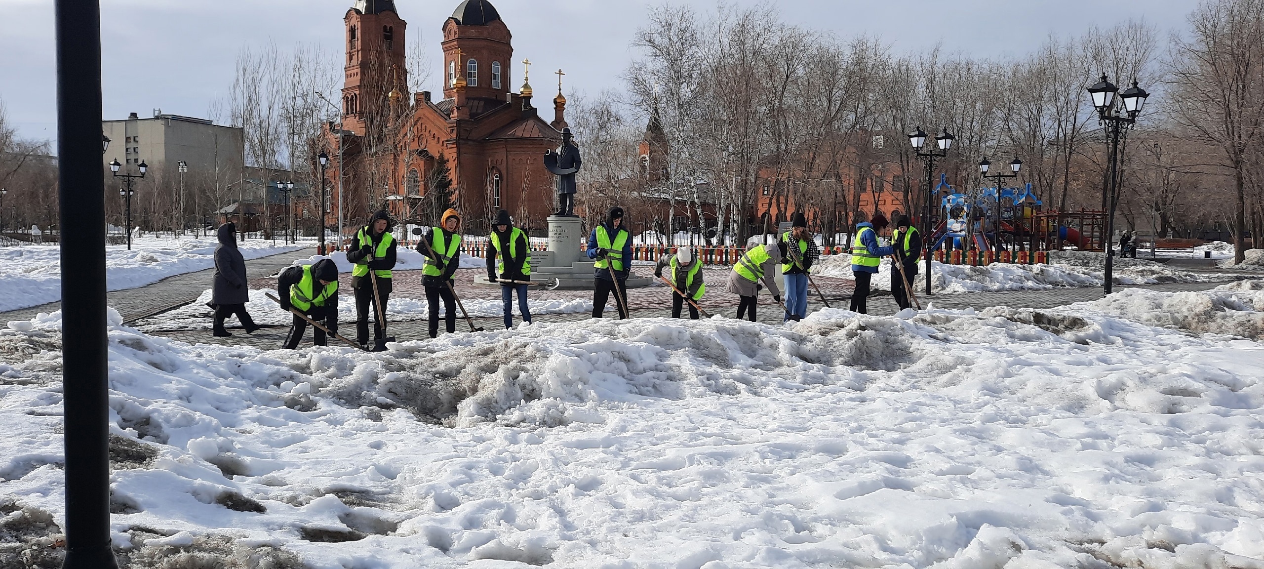 Трудовые отряды в деле!.